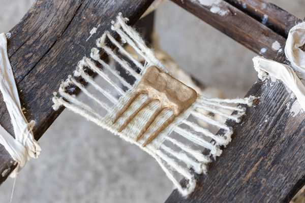 Combchair detail