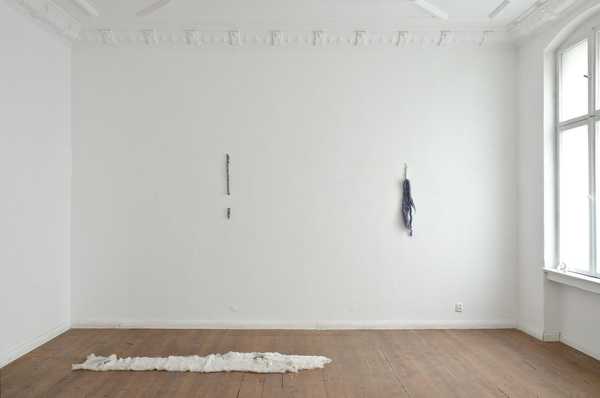 “Tfu tfu” Installation view
